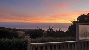 Fort Ross Lodge