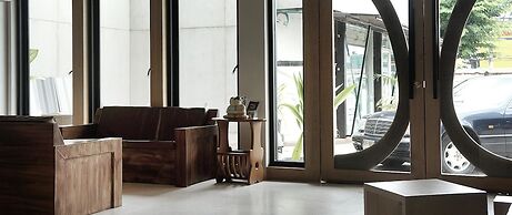 Khuangsingh Residence