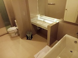 Khuangsingh Residence