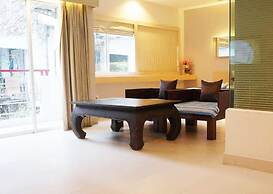 Khuangsingh Residence