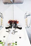 Baywatch Motor Lodge