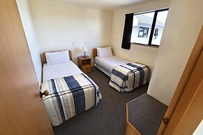 Baywatch Motor Lodge