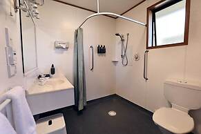 Baywatch Motor Lodge