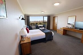 Baywatch Motor Lodge