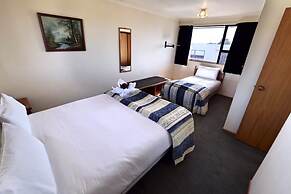 Baywatch Motor Lodge