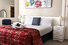 Baywatch Motor Lodge