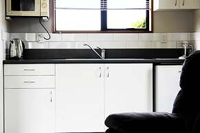 Baywatch Motor Lodge