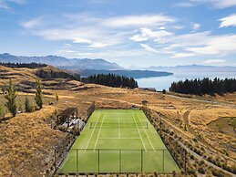 Mt Cook Lakeside Retreat