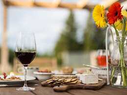 Mt Cook Lakeside Retreat