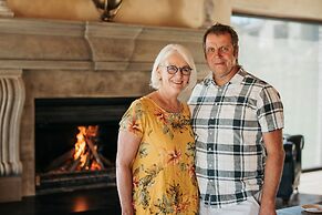 Mt Cook Lakeside Retreat