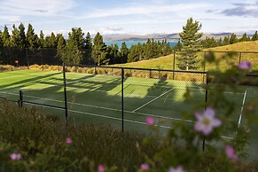 Mt Cook Lakeside Retreat