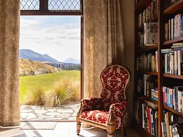 Mt Cook Lakeside Retreat