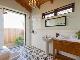 Mt Cook Lakeside Retreat