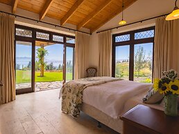Mt Cook Lakeside Retreat