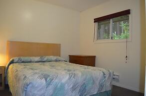 Seaside Villa Motel & RV Park