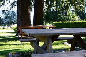 Seaside Villa Motel & RV Park