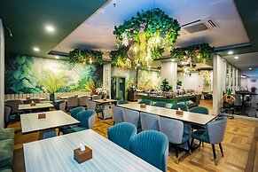 Empress Pattaya Hotel