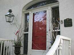 Historic Lyons House