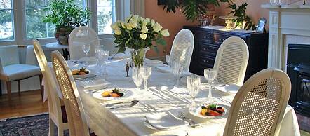 Historic Lyons House