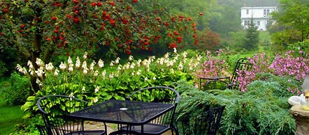 Historic Lyons House