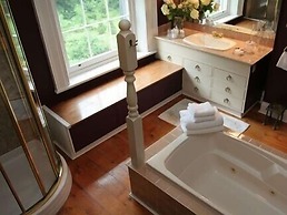 Historic Lyons House