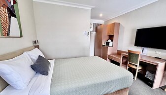 Colonial Terrace Motor Inn