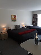 Bay of Islands Country Lodge Motel