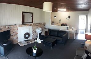 Bay of Islands Country Lodge Motel