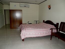 Anchana House by Zuzu