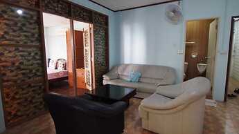 Anchana House by Zuzu