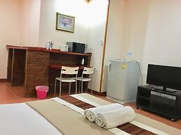 Anchana House by Zuzu