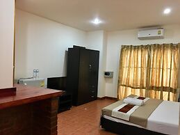 Anchana House by Zuzu