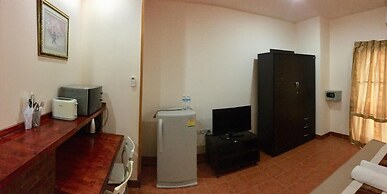 Anchana House by Zuzu