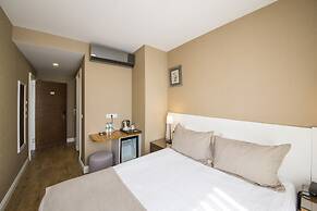 Aston Hotel Taksim