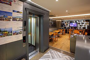 Aston Hotel Taksim