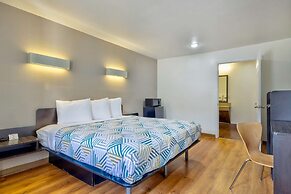 Motel 6 Bryan, TX - College Station