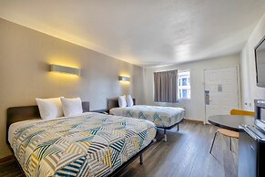 Motel 6 Bryan, TX - College Station