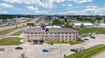 Sleep Inn & Suites Devils Lake