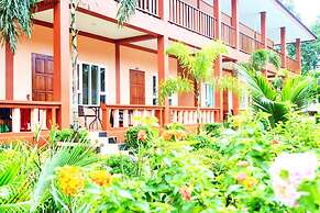 Peaceful Resort Koh Lanta