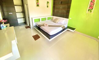 Lanta Emerald Bungalow