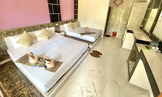 Lanta Emerald Bungalow