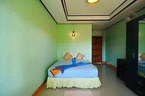 Lanta Emerald Bungalow