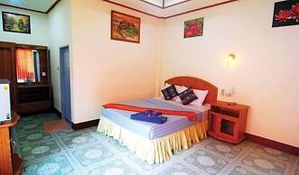 Lanta Emerald Bungalow