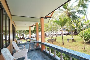 Lanta Emerald Bungalow