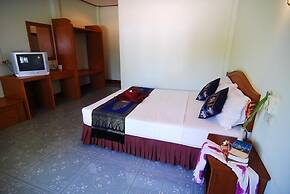 Lanta Emerald Bungalow