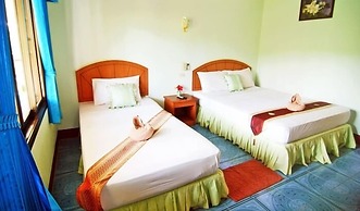 Lanta Emerald Bungalow