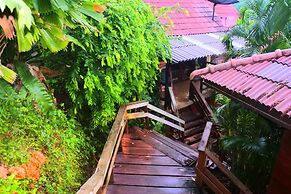 Baan Laanta Resort and Spa