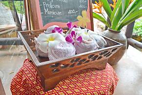 Baan Laanta Resort and Spa