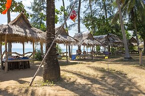 Lanta Coral Beach Resort