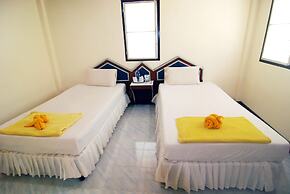 Lanta Coral Beach Resort